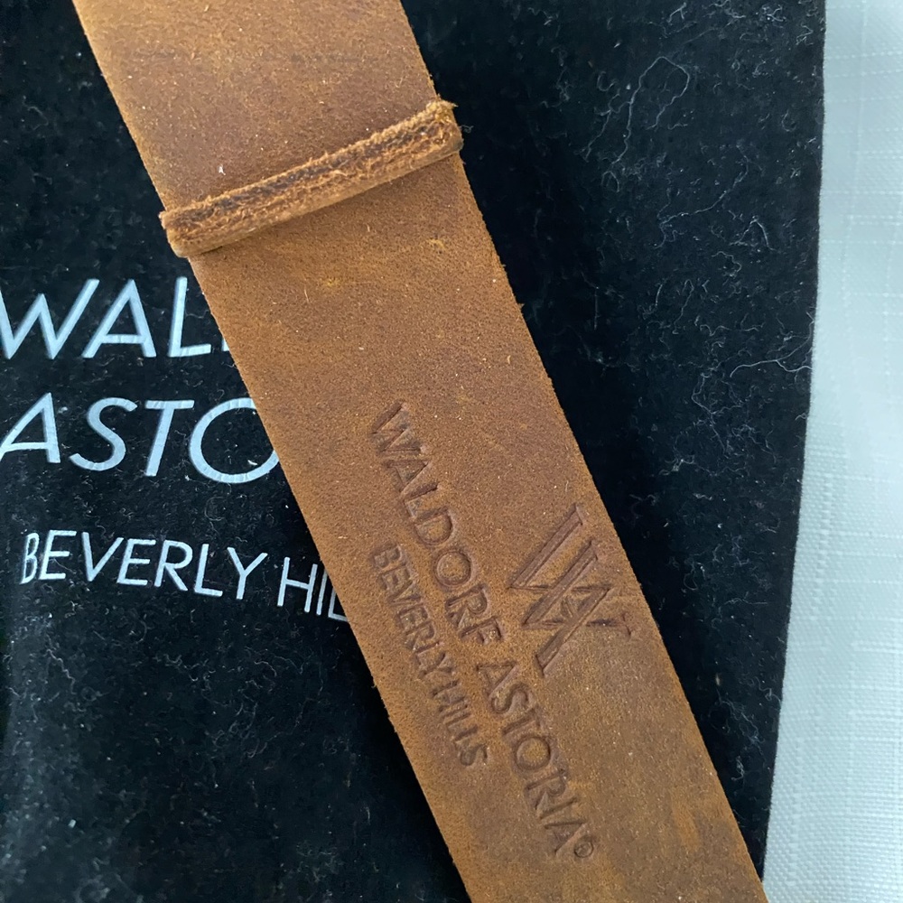 Waldorf Astoria luggage tag